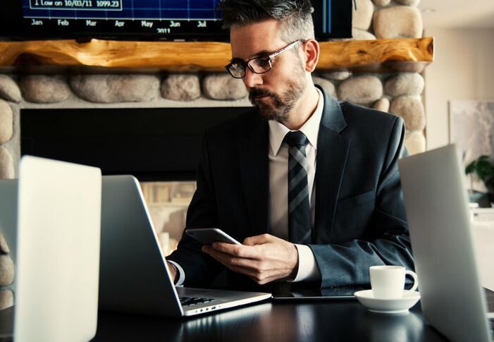 Real-time Salesforce dashboard replacing manual Excel sales tracking for improved visibility and accuracy.